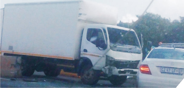 Accident - R55 ‘sinkhole’ road a nightmare