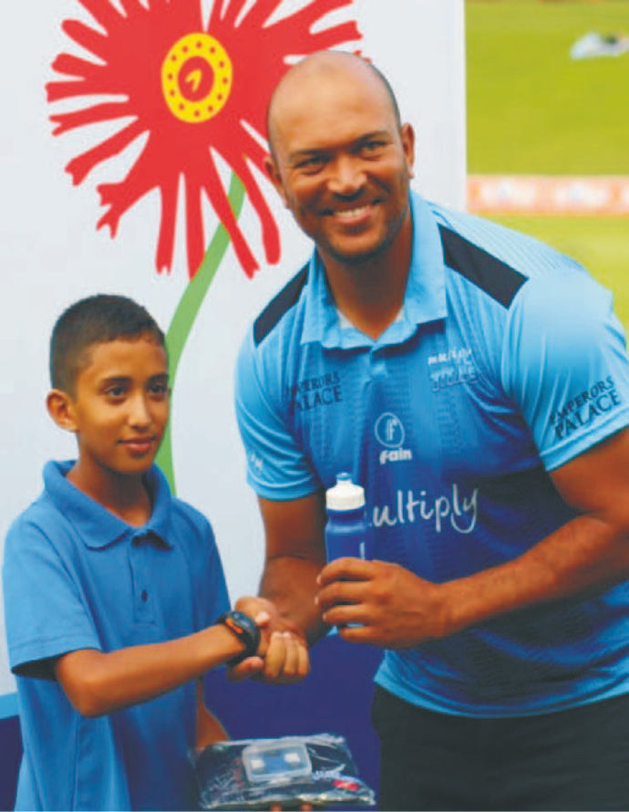 Laudium lads part of Momentum Cup Guards of Honour