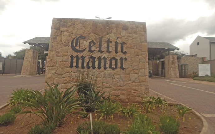 Valentine terror at Celtic Manor Estate - Baard Road