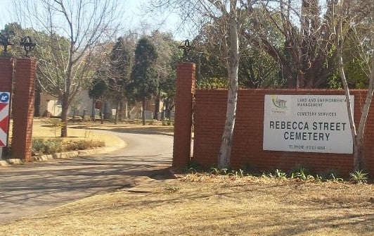 Mourners go cold after robbers pounce at Rebecca Street Cemetery